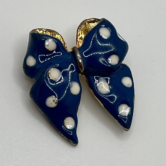 Vintage Small Blue Bow With White Polka Dot’s Pin. - Picture 1 of 5